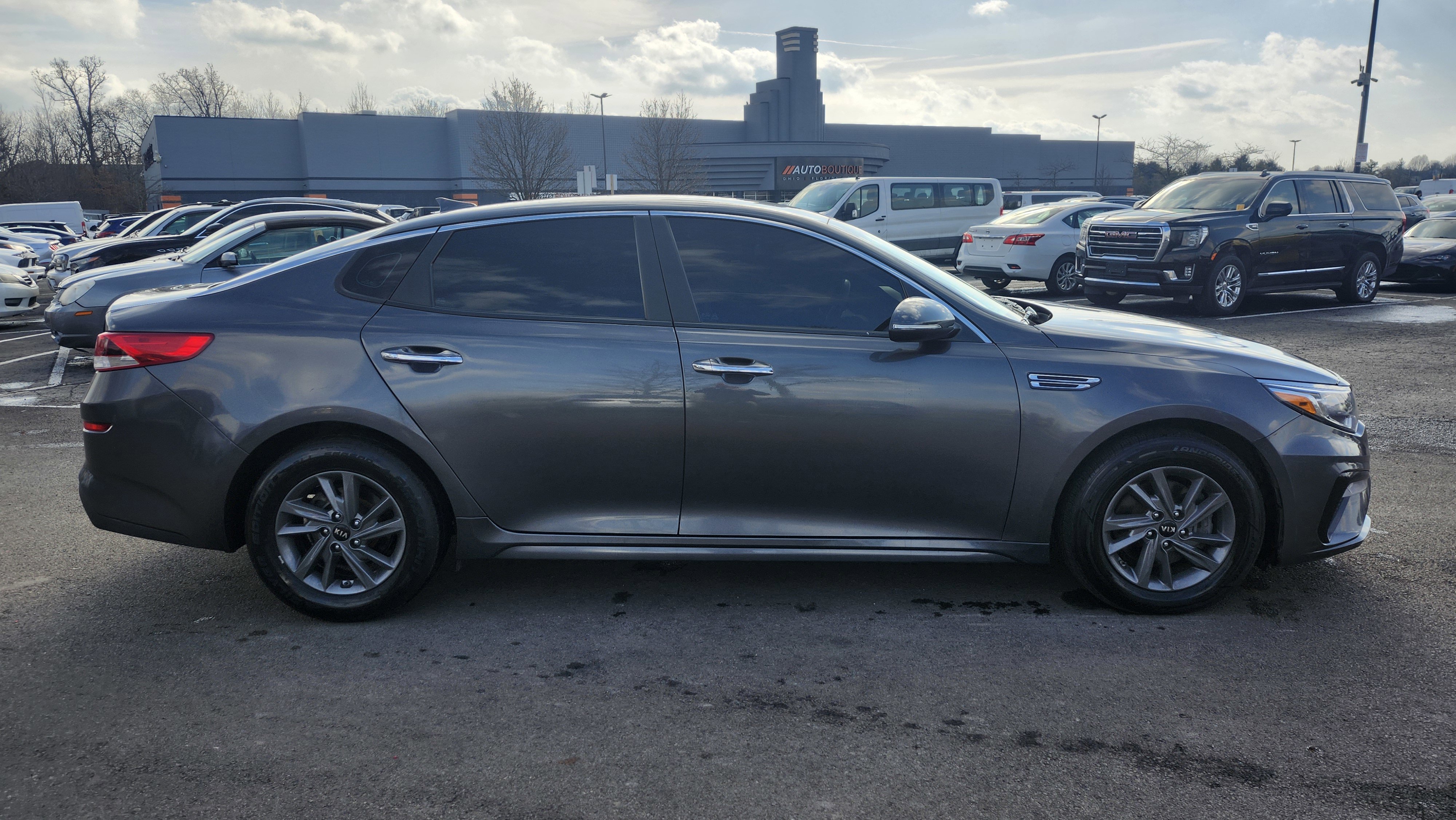 Used 2020 Kia Optima LX image 16