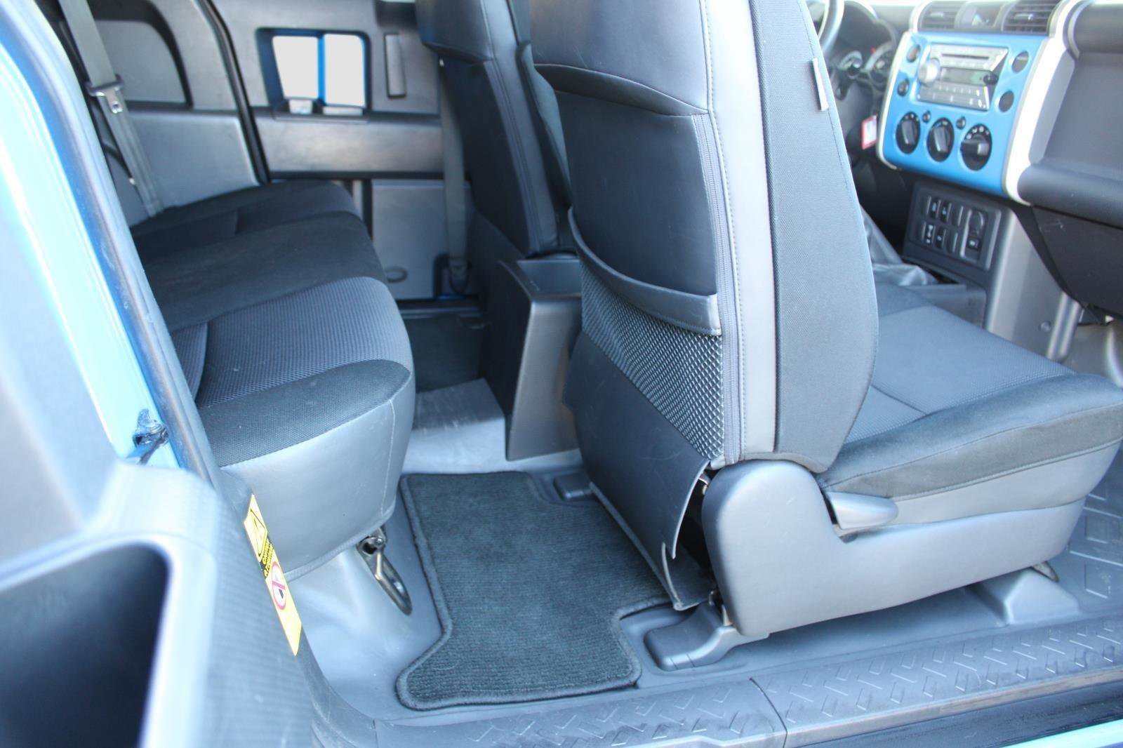 Used 2007 Toyota FJ Cruiser 4WD image 39