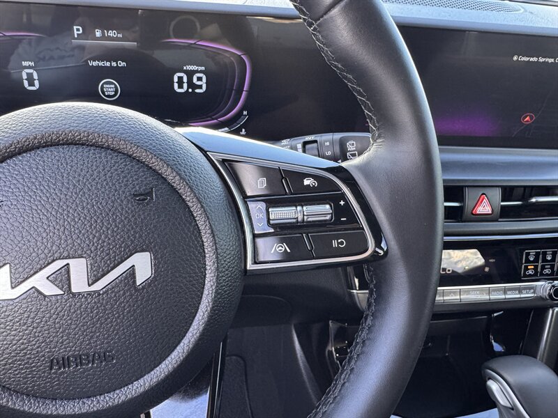 Used 2025 Kia Seltos S AWD/4WD image 17