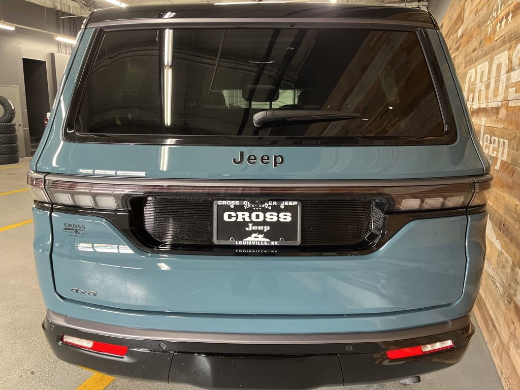 New 2026 Jeep Grand Wagoneer Summit image 25