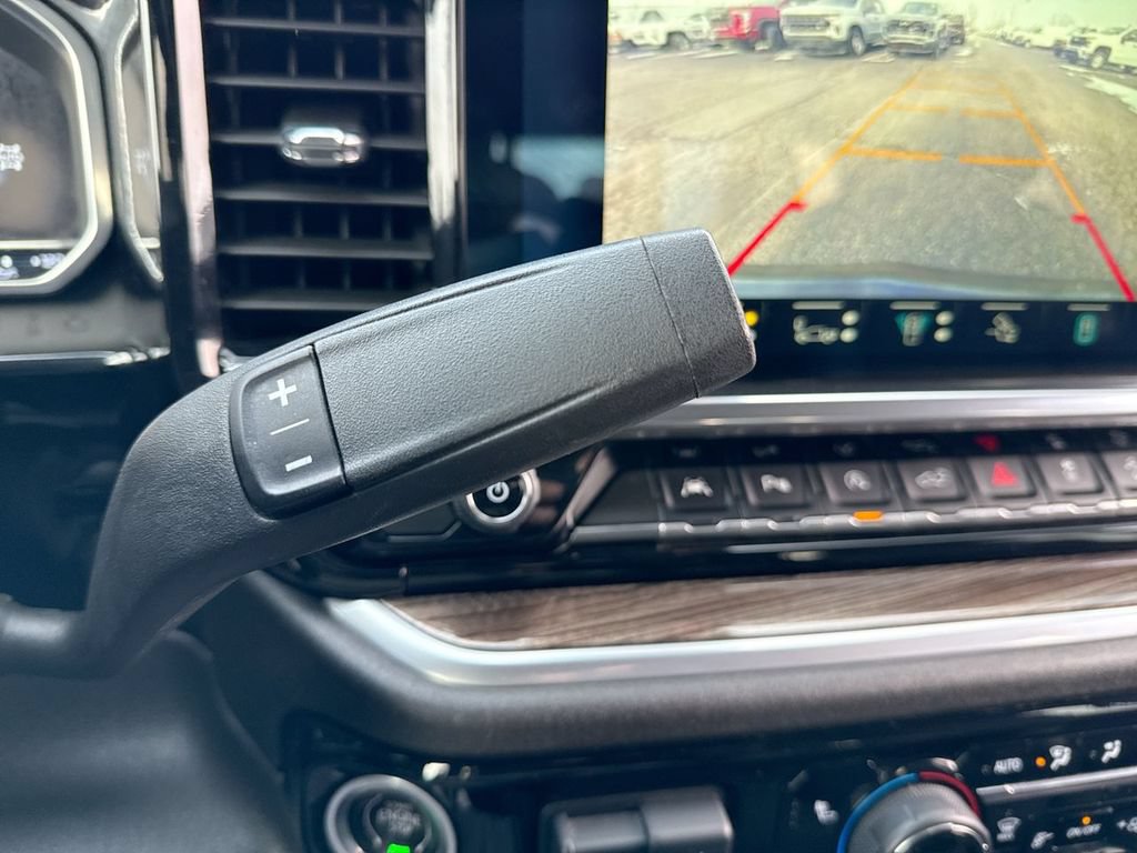 Used 2022 Chevrolet Silverado 1500 LT AWD/4WD image 20