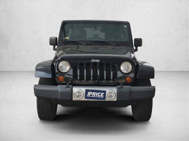 Used 2013 Jeep Wrangler Unlimited Sahara w/ Dual Top Group AWD/4WD image 2