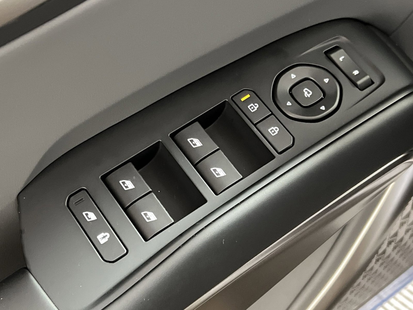 New 2026 Kia EV9 Wind image 13