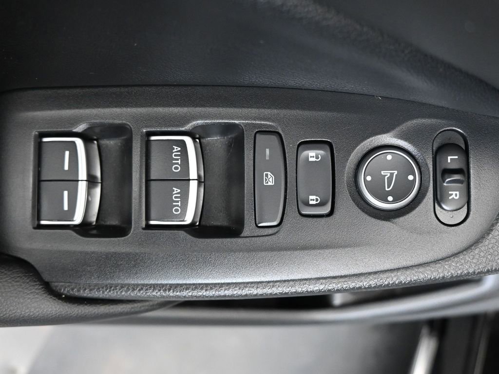 Used 2021 Honda Accord Touring image 22