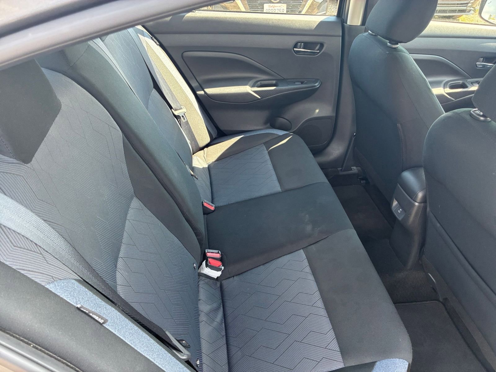 Used 2025 Nissan Versa SV w/ Trunk Package image 24