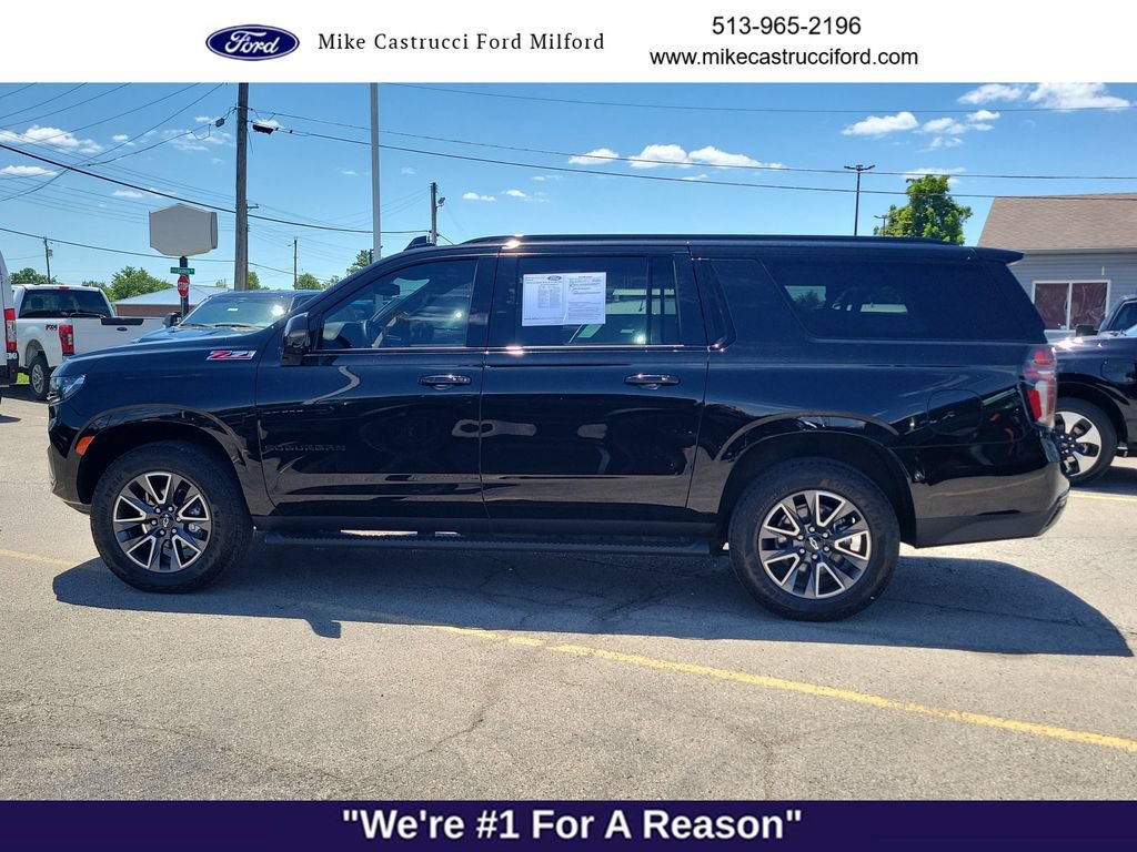 Used 2024 Chevrolet Suburban Z71 w/ Luxury Package AWD/4WD image 2
