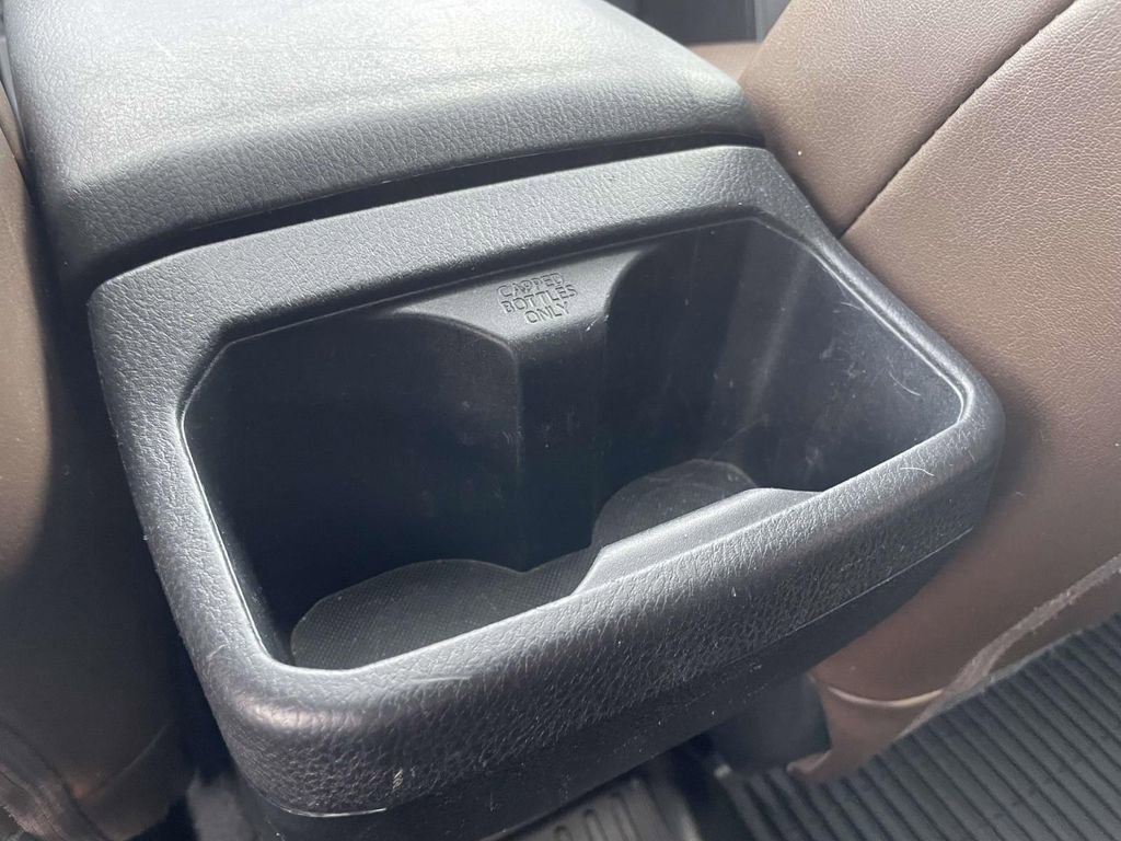 Used 2019 Toyota Tacoma Limited image 12