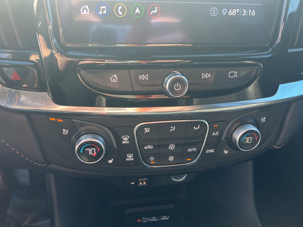 Used 2021 Chevrolet Traverse Premier image 17