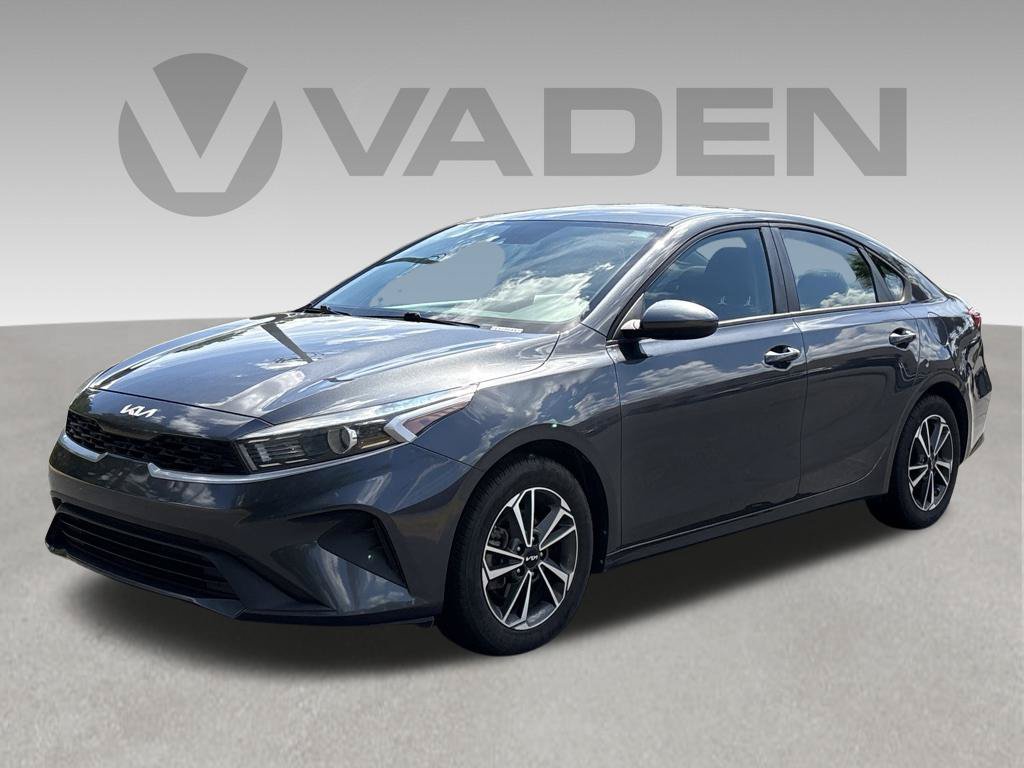 Used 2023 Kia Forte LXS FWD image 1