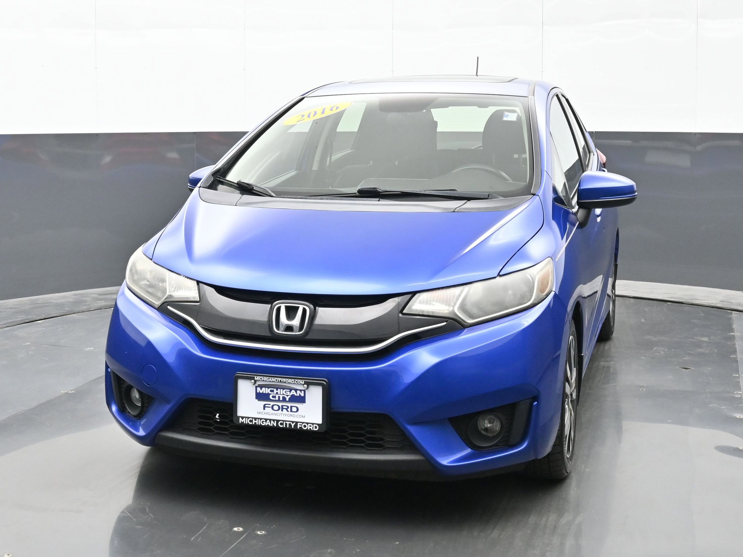 Used 2016 Honda Fit EX image 3