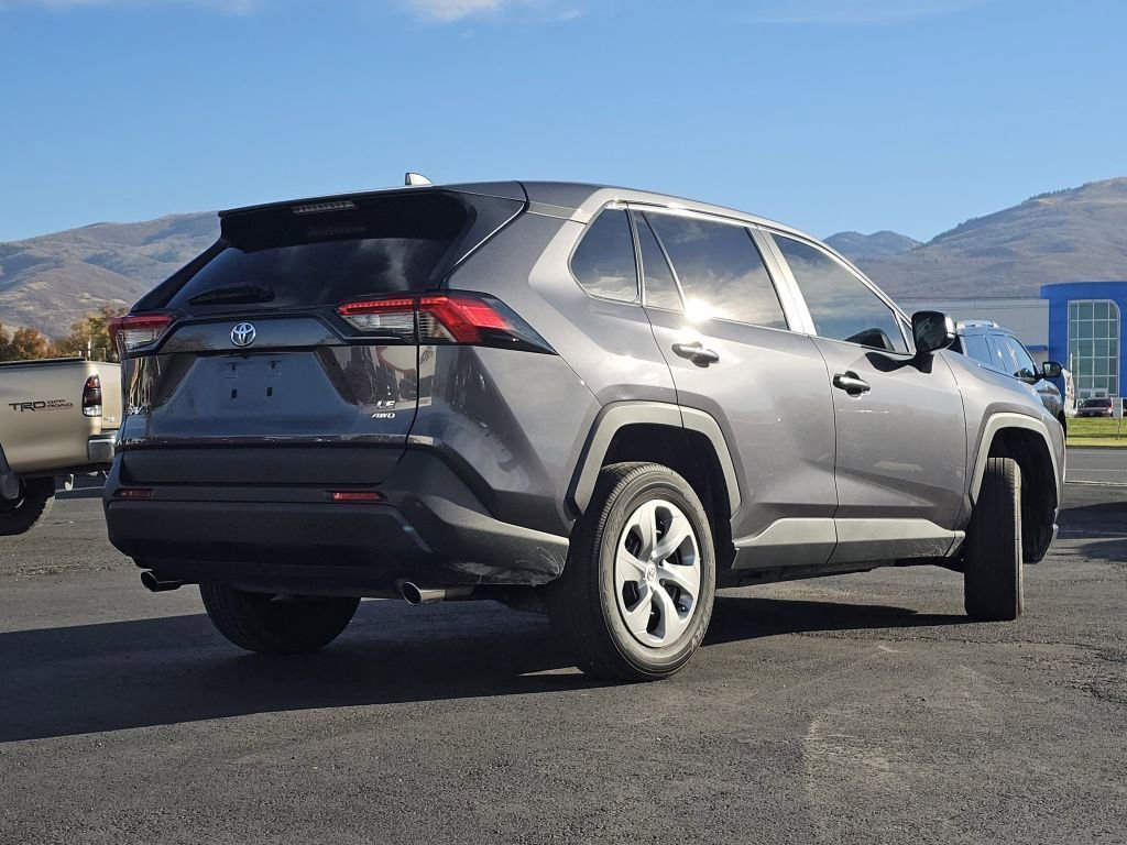 Used 2023 Toyota RAV4 LE image 23