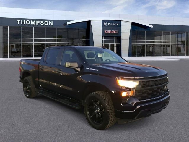 Used 2023 Chevrolet Silverado 1500 Custom image 1