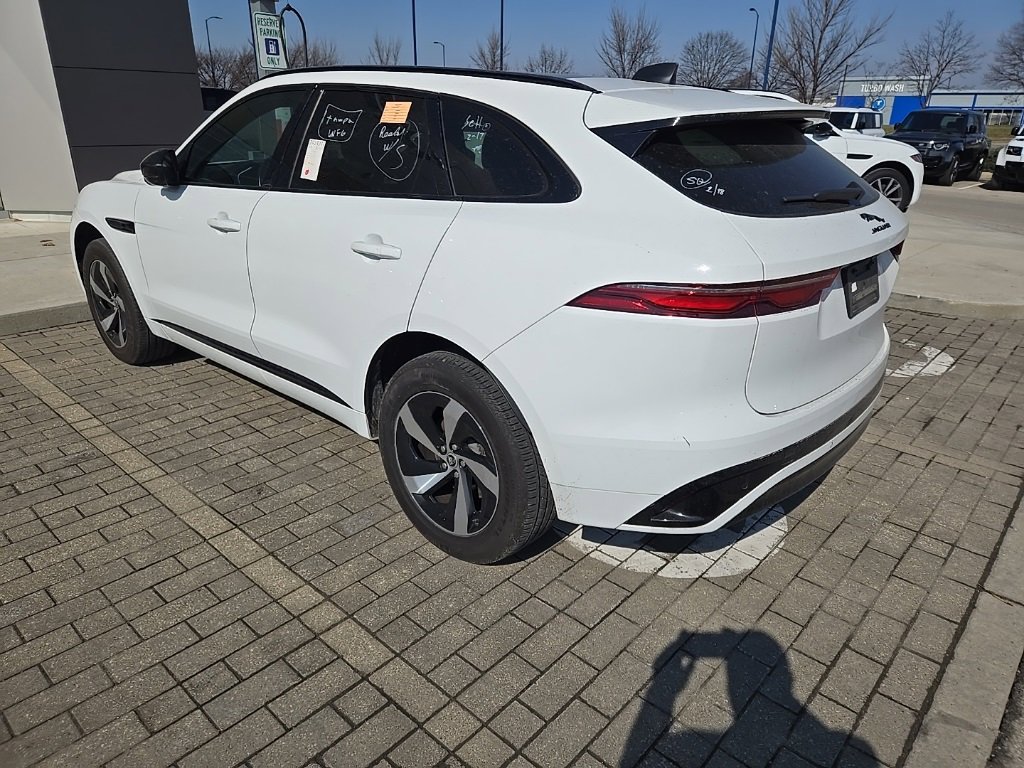 Used 2024 Jaguar F-PACE R-Dynamic S image 7