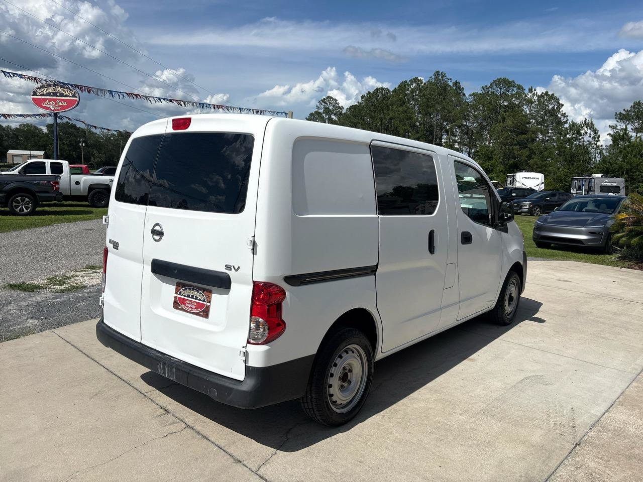 Used 2016 Nissan NV200 SV w/ Back Door Glass Package FWD image 5