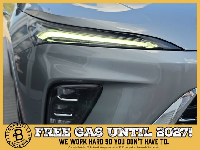 New 2027 Buick Enclave Avenir w/ LPO, Floor Liner Package FWD image 10
