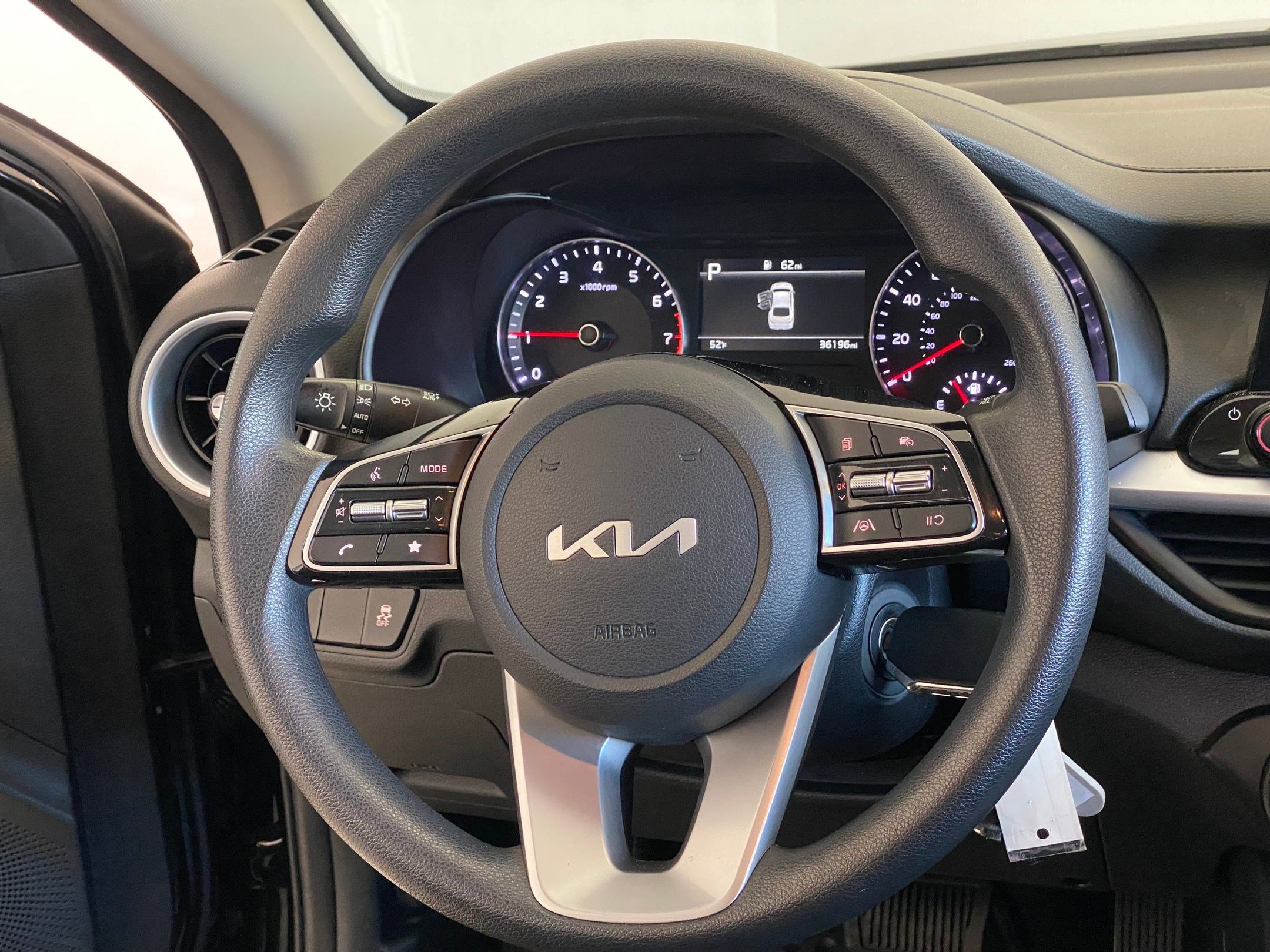 Used 2024 Kia Forte LXS w/ LXS Technology Package image 16