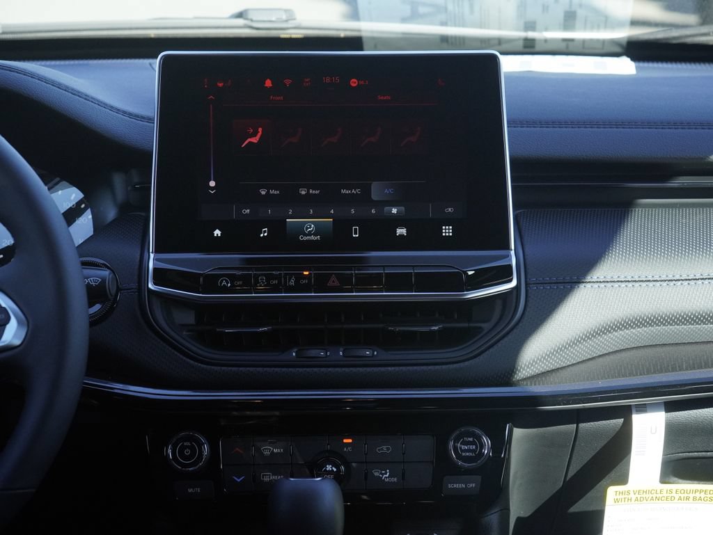 New 2026 Jeep Compass Latitude AWD/4WD image 28