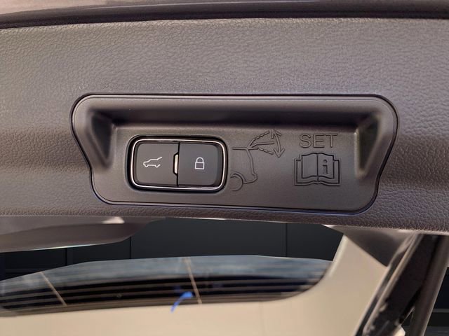 New 2026 Ford Explorer Active image 16