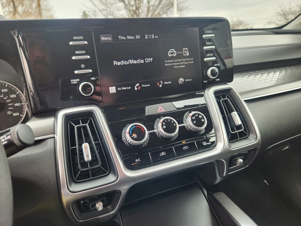 Used 2022 Kia Sorento LX image 24