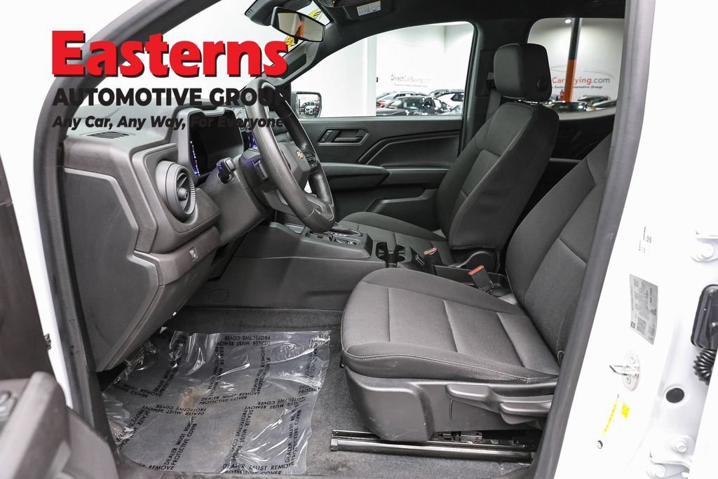 Used 2023 Chevrolet Colorado W/T RWD image 13