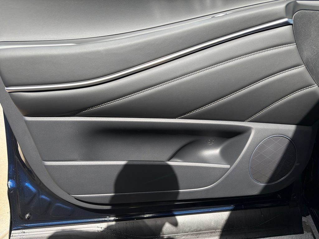 New 2026 Genesis GV80 2.5T AWD/4WD image 10