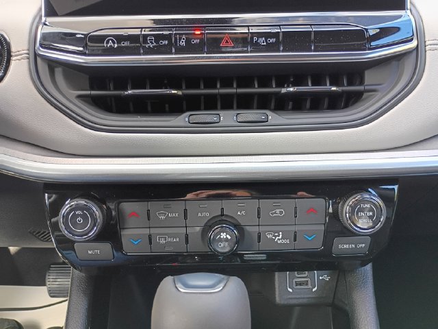 New 2026 Jeep Compass Limited AWD/4WD image 15