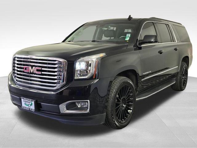 Used 2017 GMC Yukon XL SLT w/ Premium Edition AWD/4WD image 3