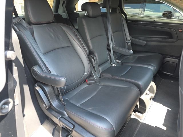 Used 2025 Honda Odyssey Sport-L image 10