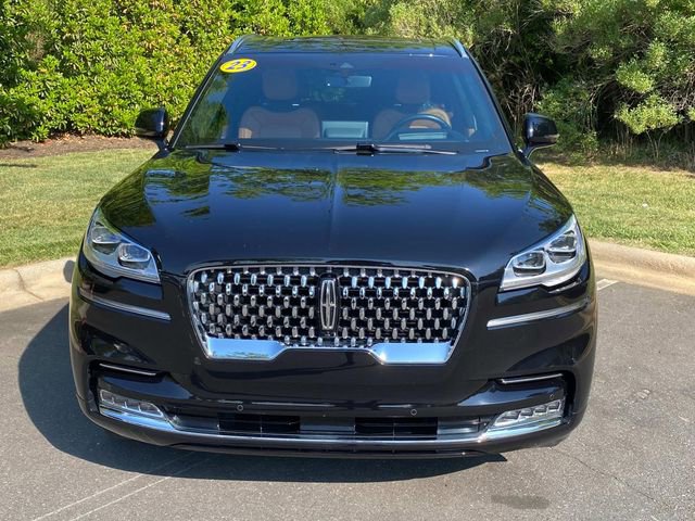 Certified 2023 Lincoln Aviator Black Label w/ Class IV Trailer Tow Package AWD/4WD image 2