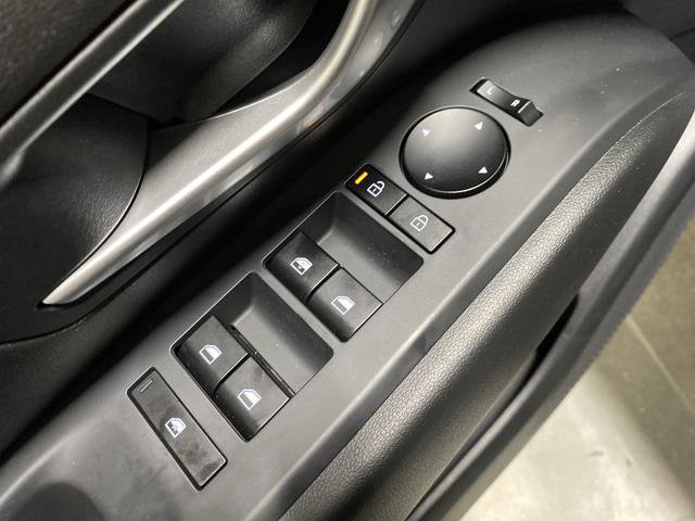 Certified 2025 Hyundai Tucson SE image 26