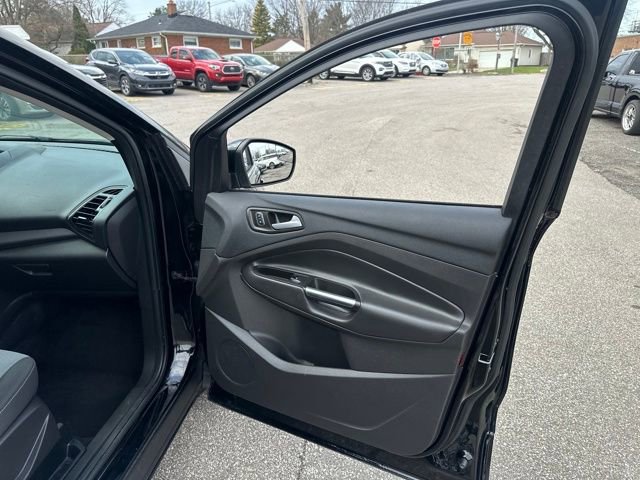 Used 2018 Ford Escape SE image 10