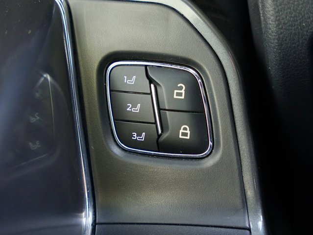 Used 2023 Ford F150 Lariat image 30