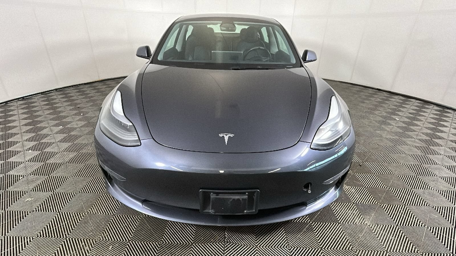 Used 2023 Tesla Model 3 Standard Range RWD image 7