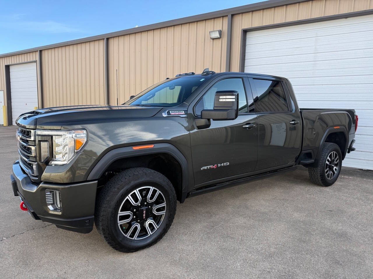 Used 2023 GMC Sierra 2500 AT4 image 5