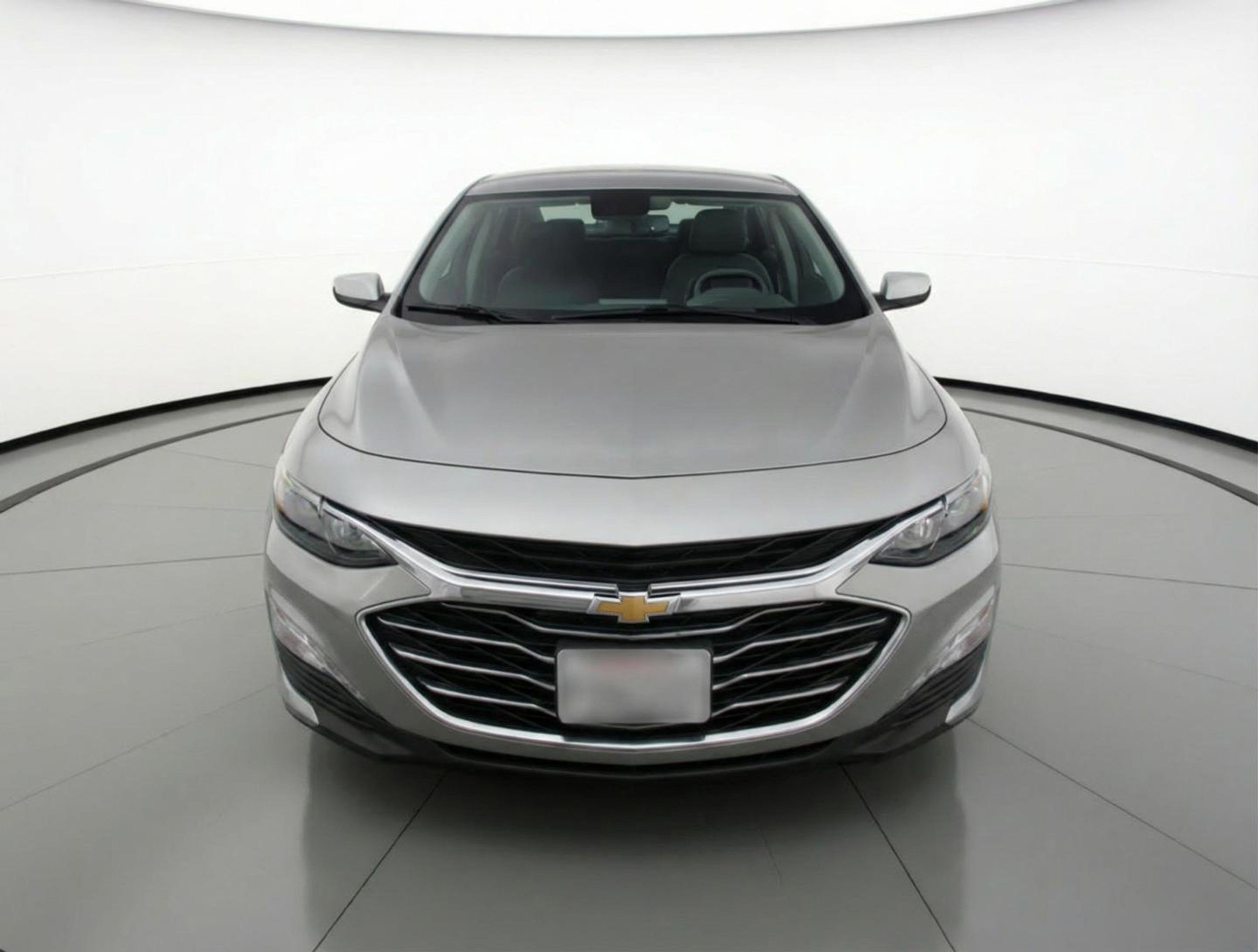 Used 2024 Chevrolet Malibu LT FWD image 2