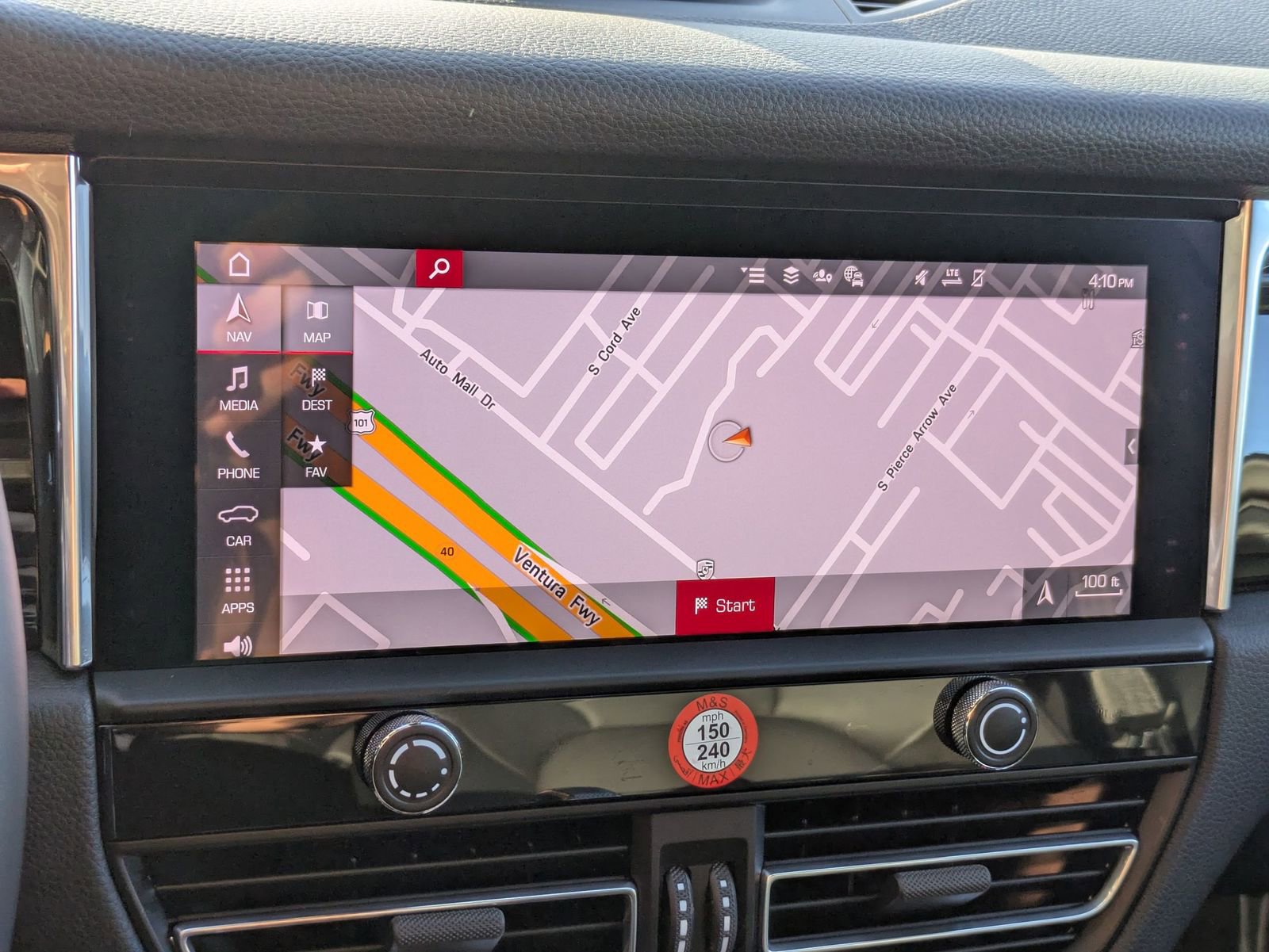 Certified 2026 Porsche Macan image 22