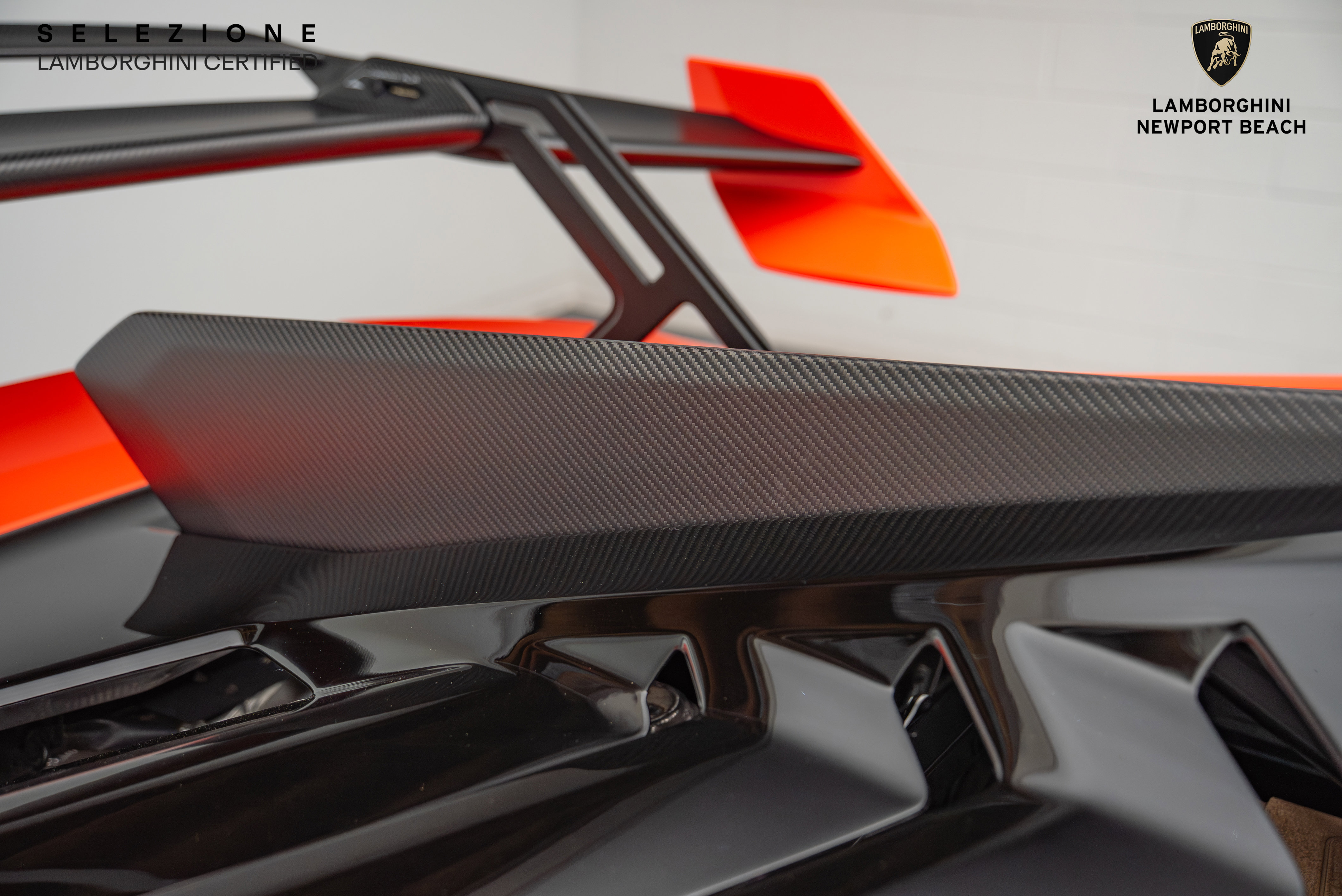 Used 2022 Lamborghini Huracan STO image 9