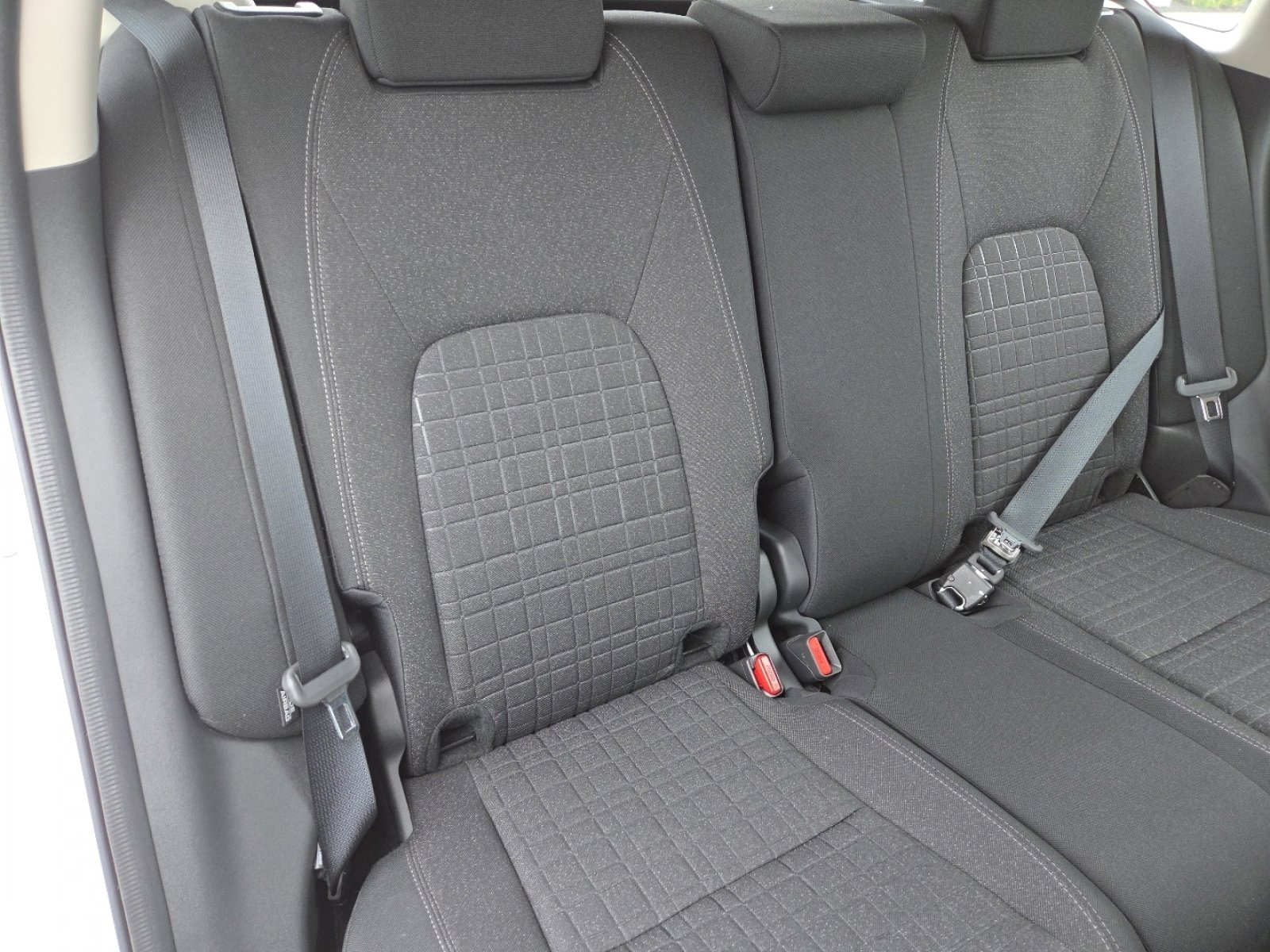 Used 2025 Honda HR-V LX image 21