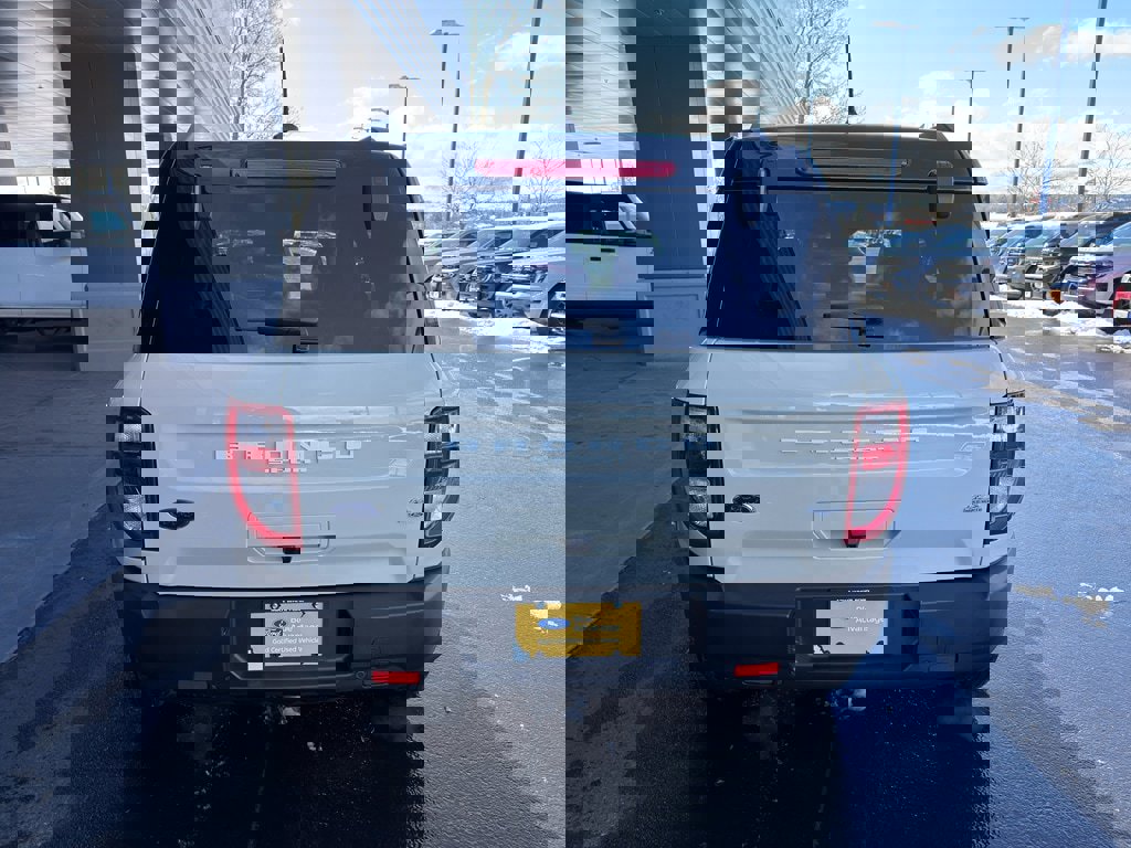 Used 2024 Ford Bronco Sport Outer Banks w/ Tech Package image 12