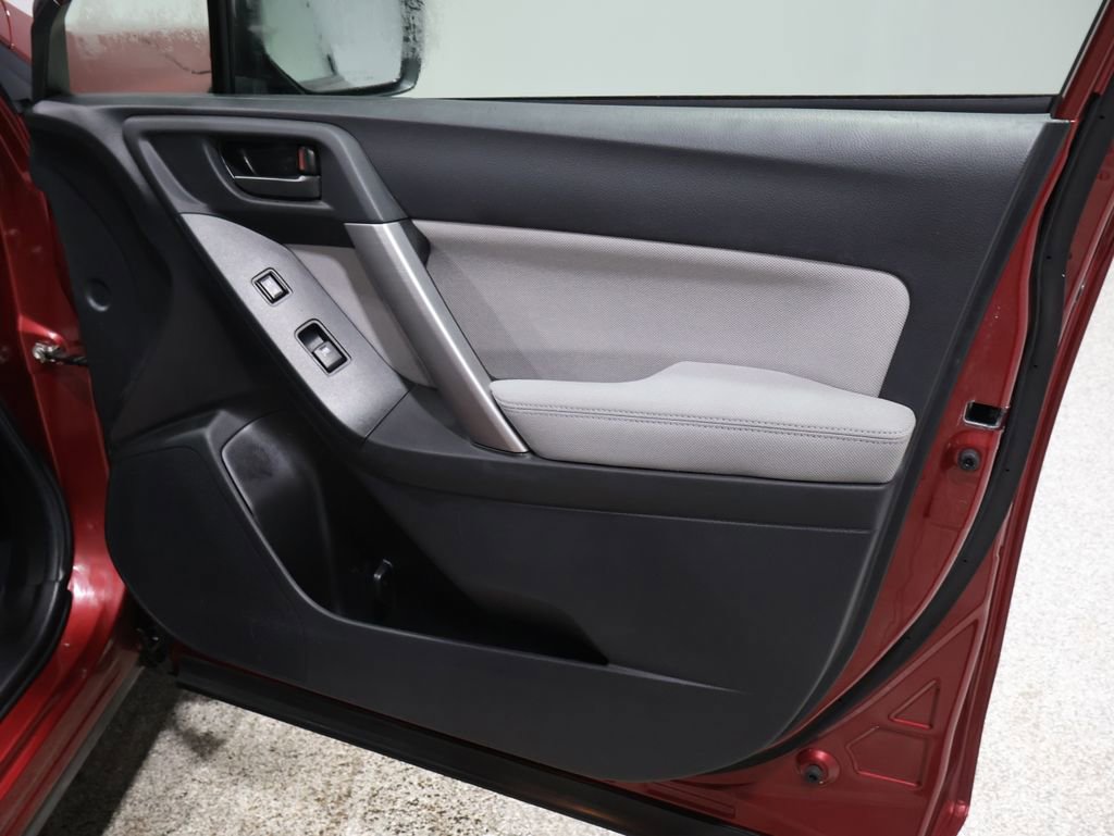 Used 2015 Subaru Forester 2.5i Premium image 24