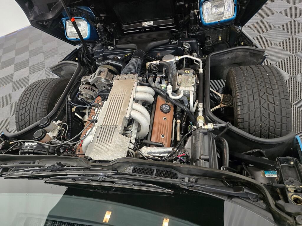 Used 1988 Chevrolet Corvette Convertible image 39