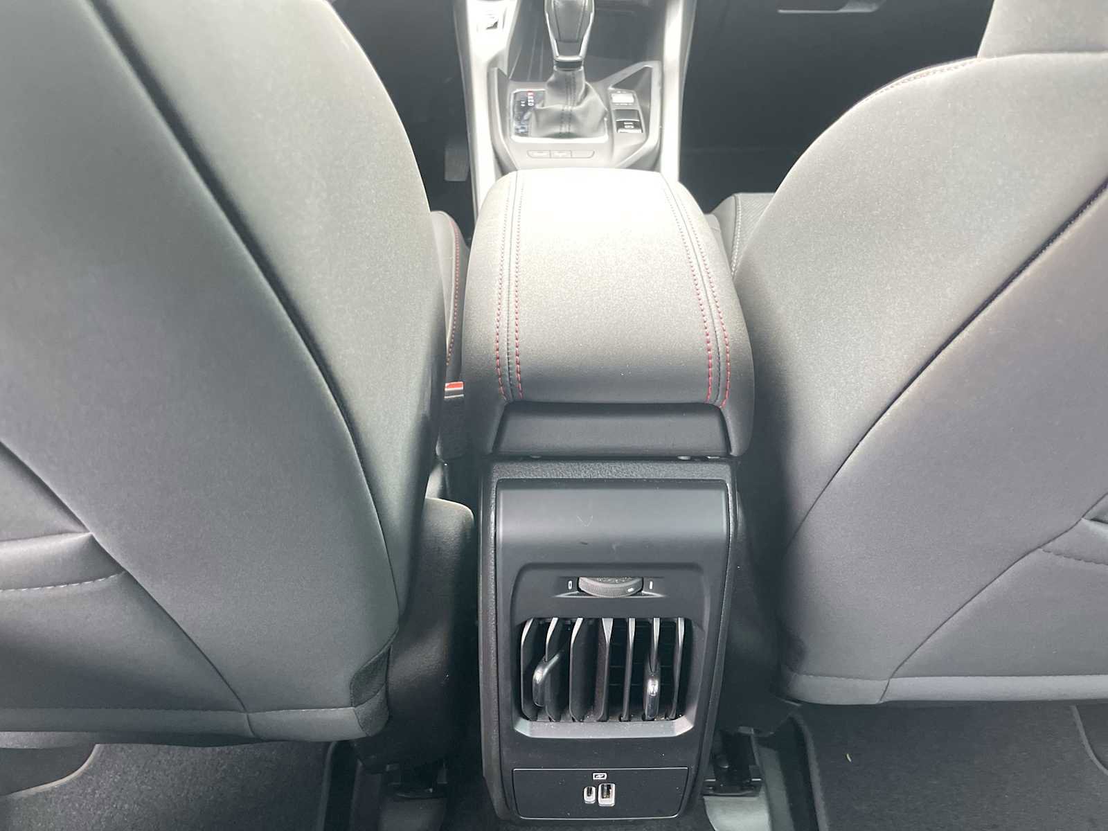 Used 2024 Dodge Hornet GT AWD/4WD image 21