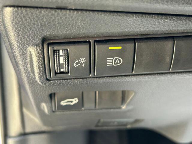 Certified 2025 Toyota Corolla Cross XLE w/ Convenience Package FWD image 25