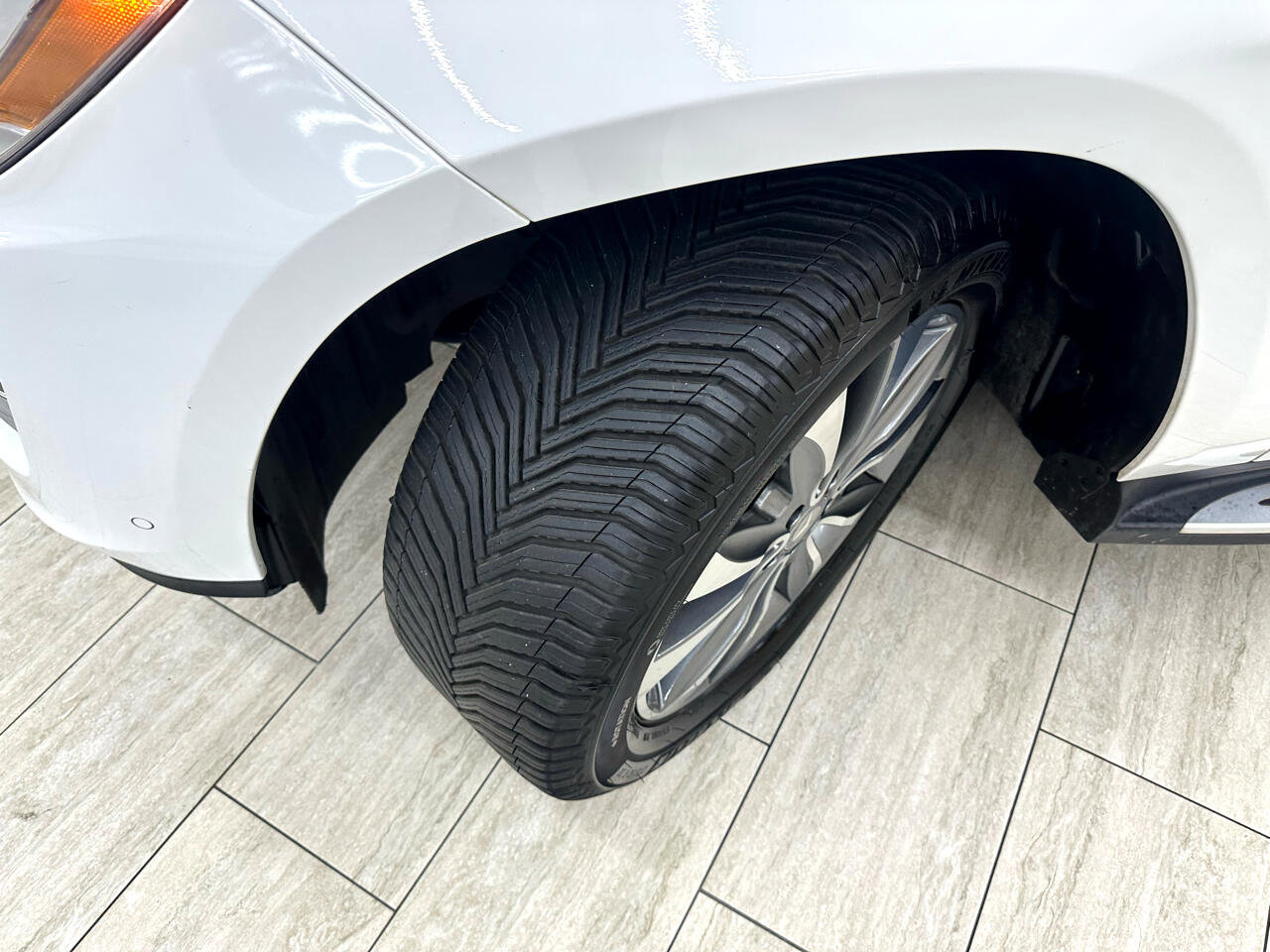 Used 2016 Mercedes-Benz GL 450 4MATIC w/ Premium I Package image 51