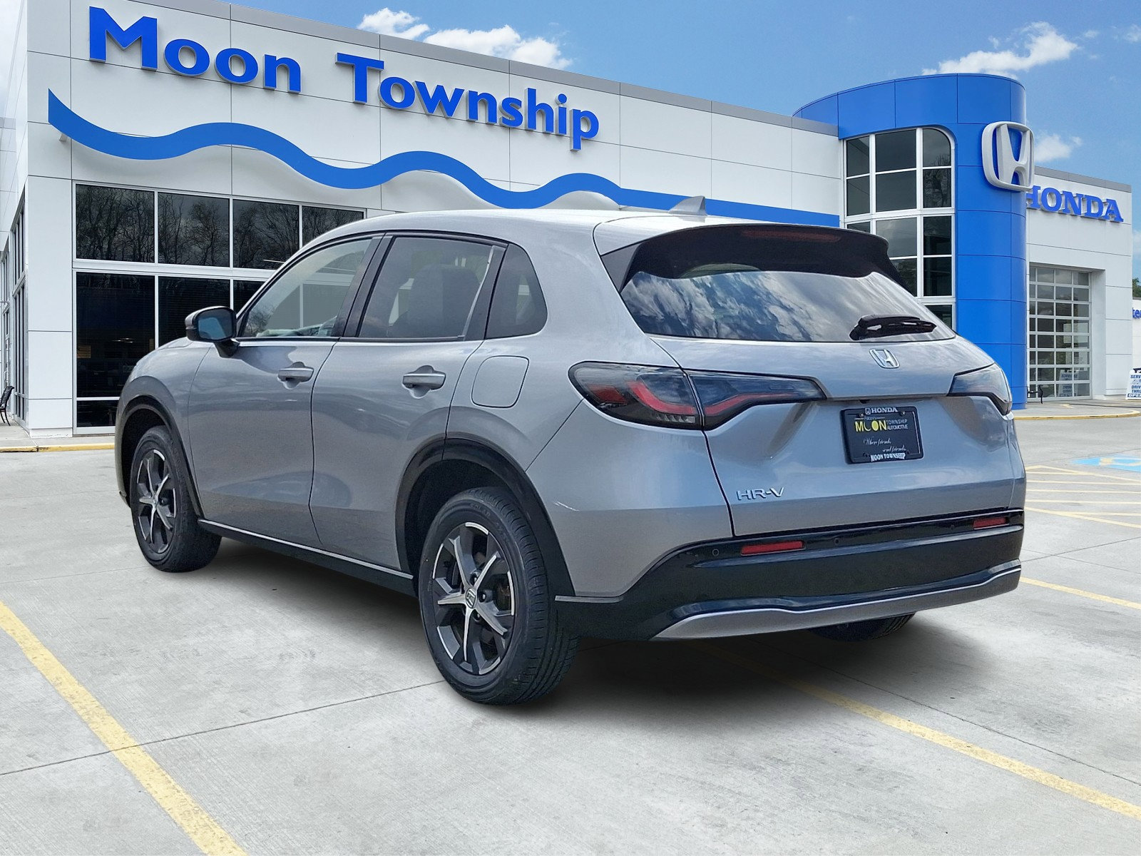 Used 2024 Honda HR-V EX-L image 4