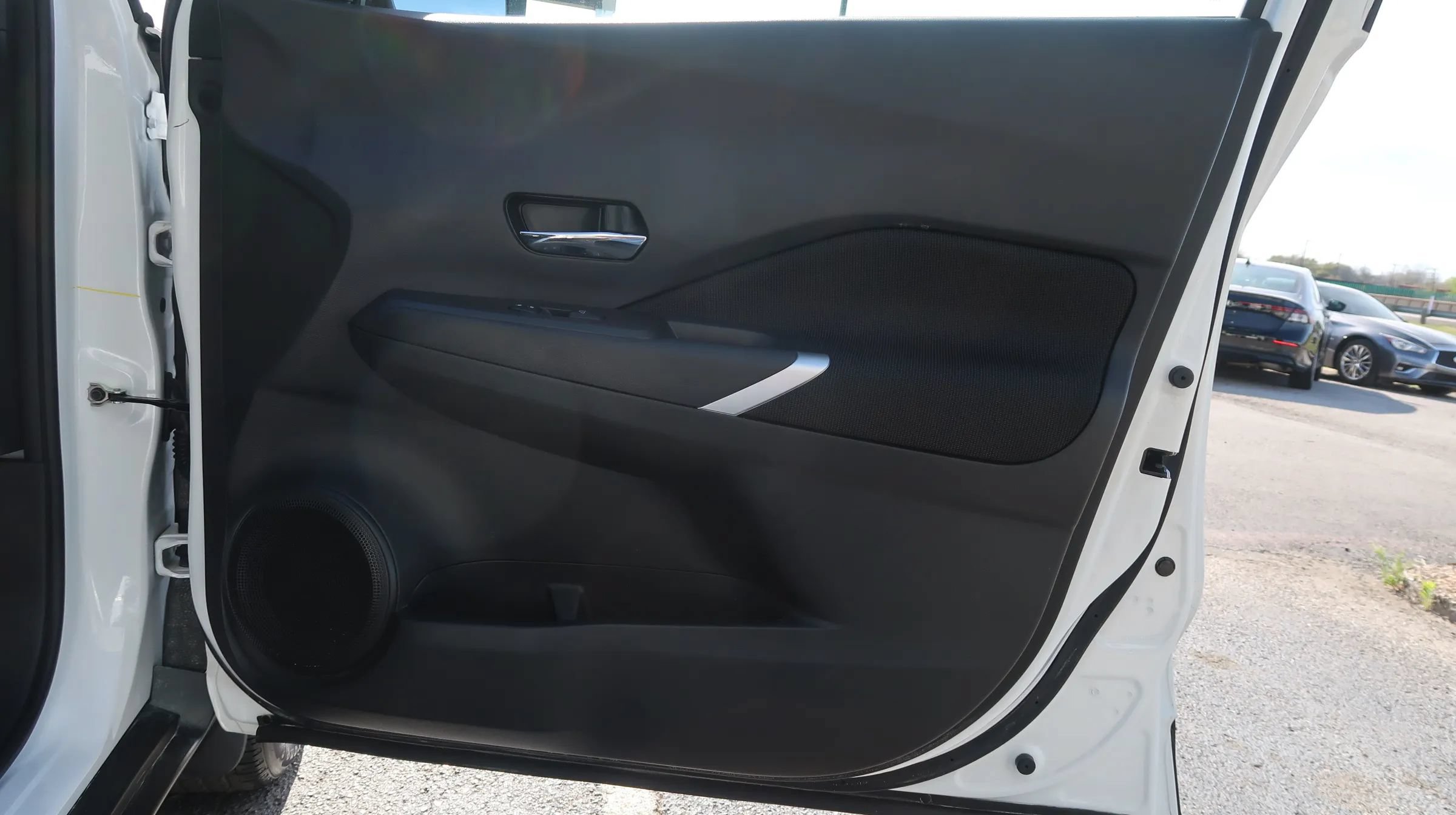 Used 2023 Nissan Kicks SV FWD image 45
