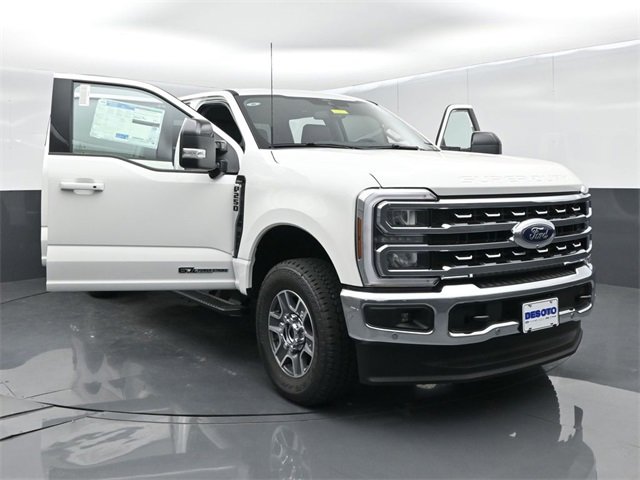 New 2026 Ford F250 Lariat image 59