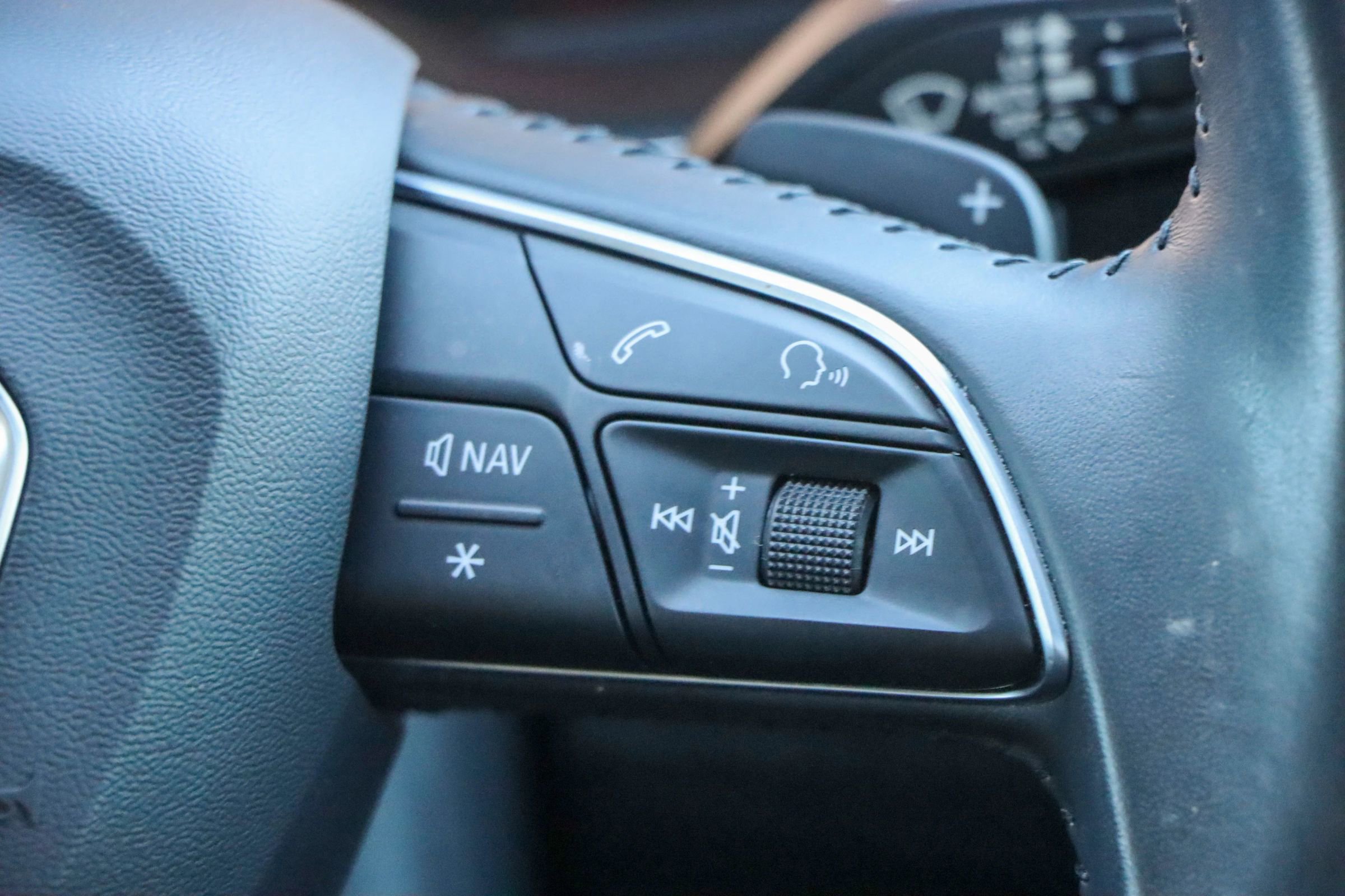 Used 2018 Audi Q7 3.0T Prestige w/ Prestige Package image 35