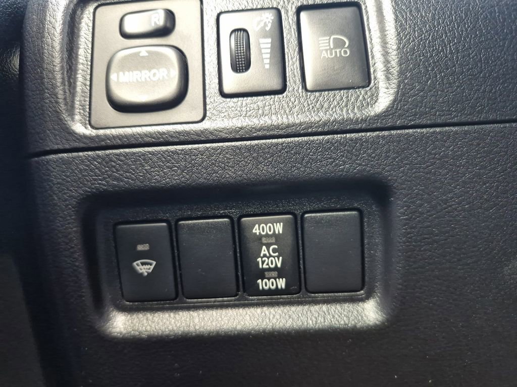 Used 2021 Toyota 4Runner Venture image 27
