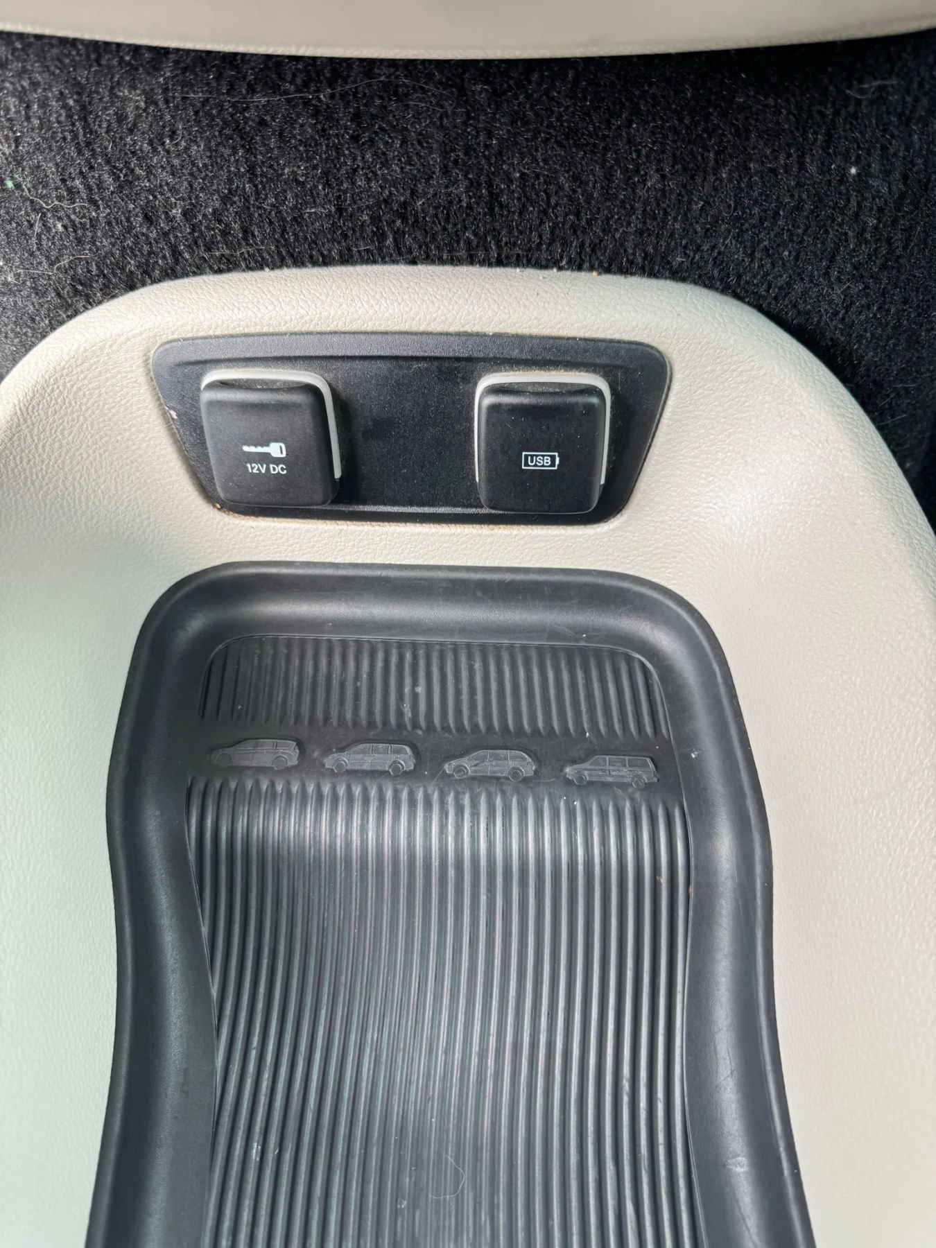 Used 2019 Chrysler Pacifica Touring-L FWD image 15